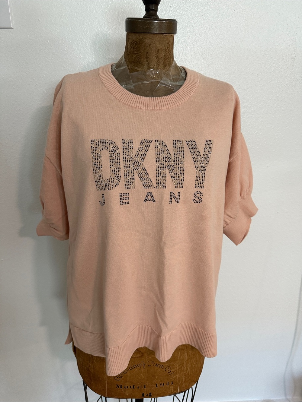 NWT DKNY Pink Crewneck Cotton Top with Studded Logo Size 1X